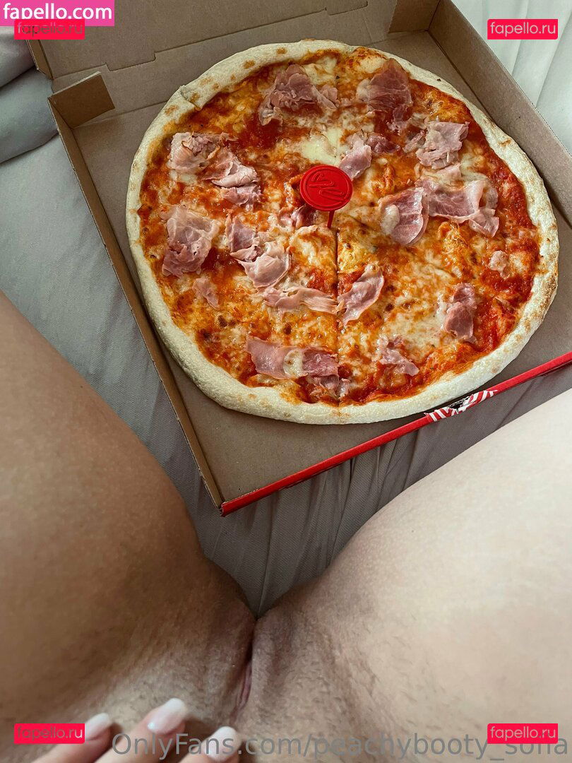 peachyb01 / peachybooty_sofia Onlyfans Photo Gallery 