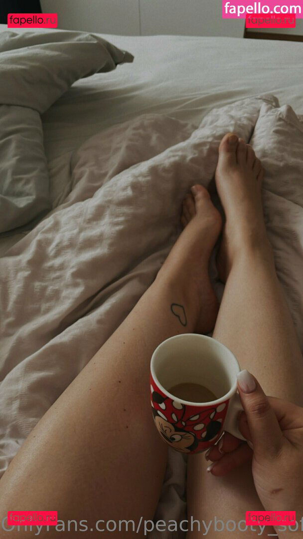 peachyb01 / peachybooty_sofia Onlyfans Photo Gallery 