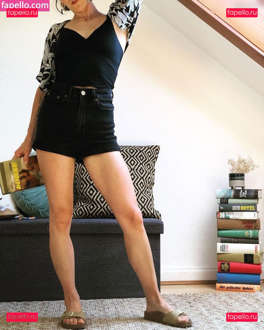 The Positive Switch / the_positive_switch Onlyfans Photo Gallery 