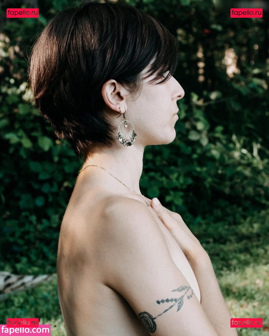 The Positive Switch Nude Onlyfans Photo 47