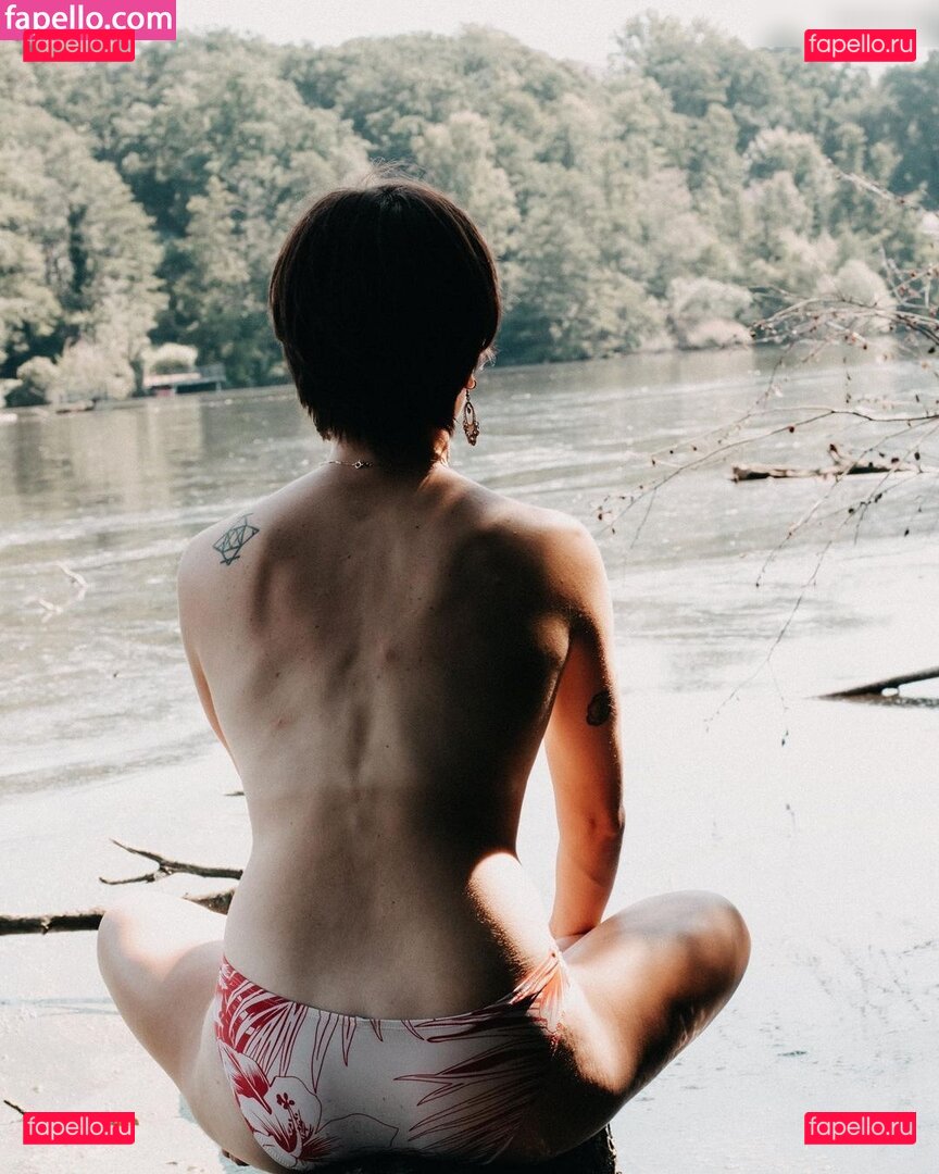 The Positive Switch Nude Onlyfans Photo 42