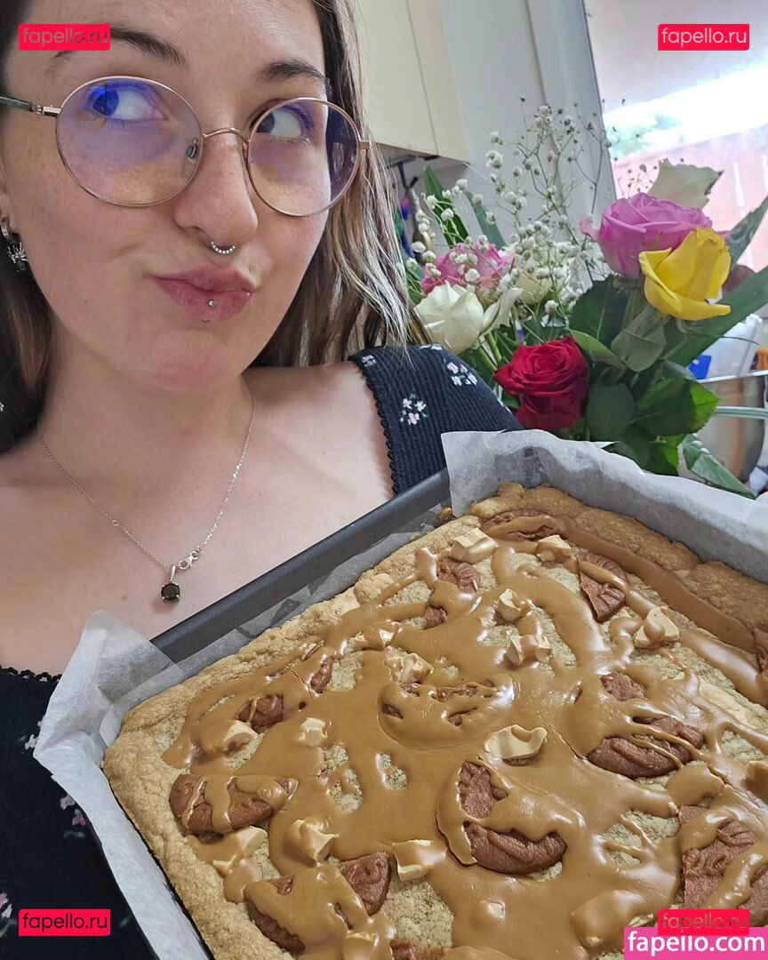 https: / impatient_carnation / impatientcarnation / myytulips Onlyfans Photo Gallery 