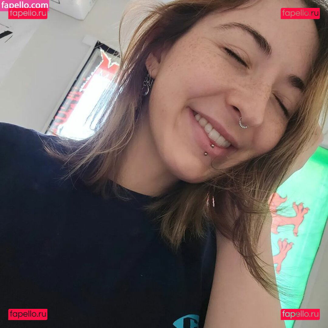 https: / impatient_carnation / impatientcarnation / myytulips Onlyfans Photo Gallery 