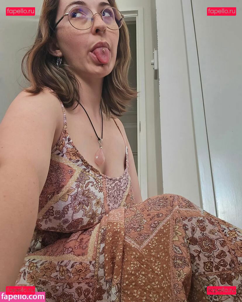 https: / impatient_carnation / impatientcarnation / myytulips Onlyfans Photo Gallery 