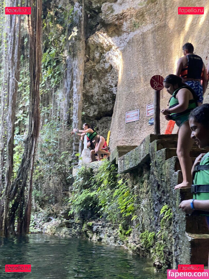 Patativa / axepatativa Onlyfans Photo Gallery 