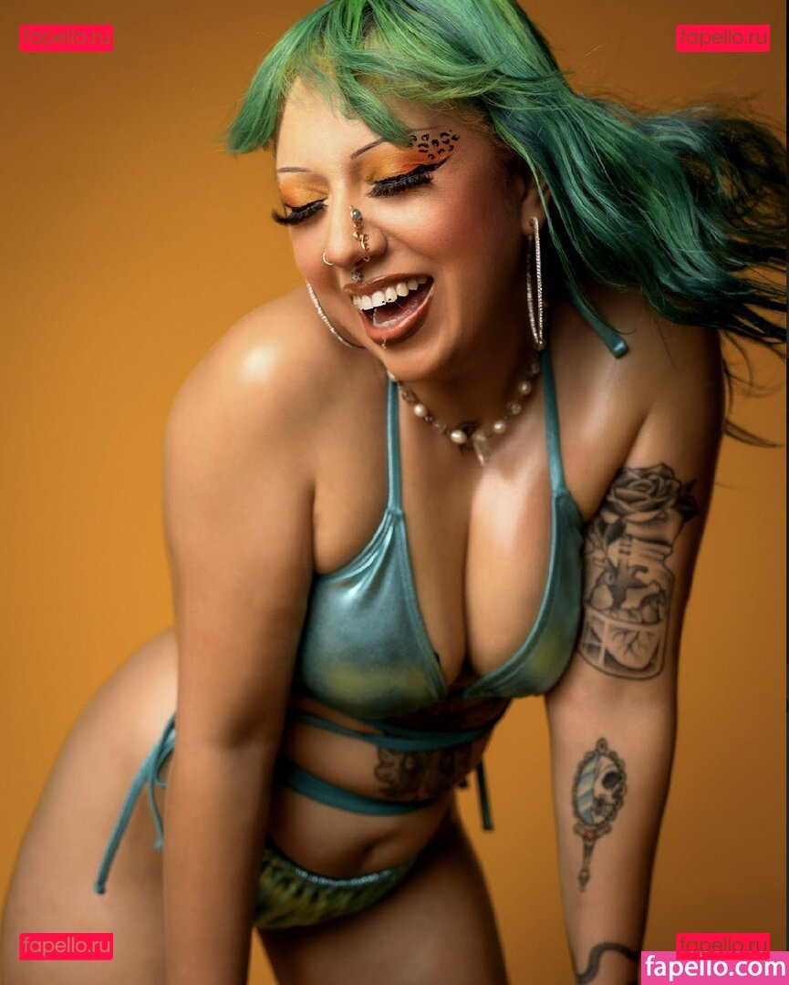 Aquaaamami Nude Onlyfans Photo 3
