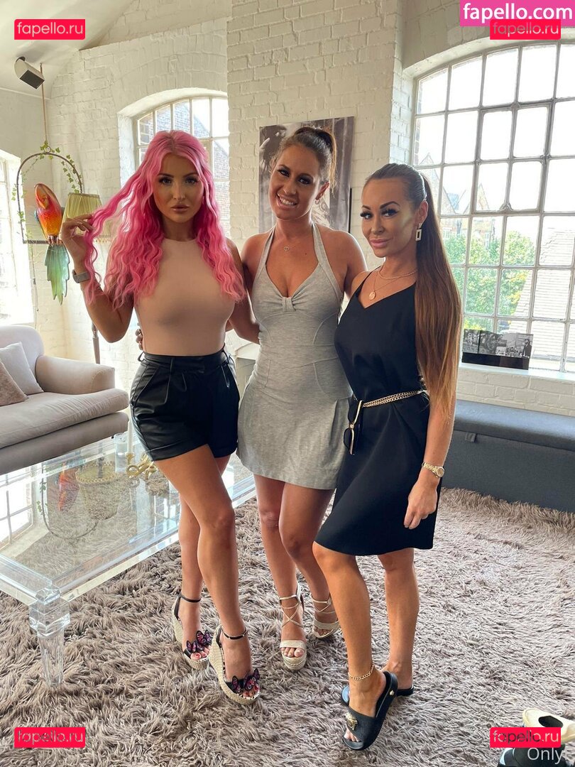 Amanda Rendall Nude Onlyfans Photo 8