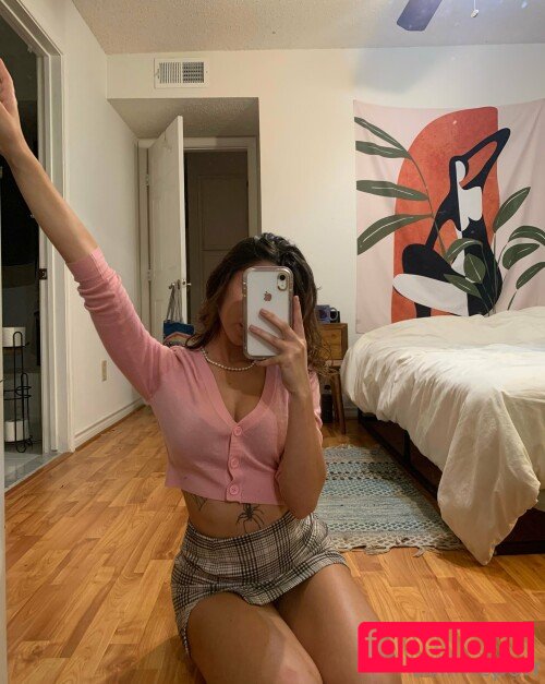 Purrrtrova / callmepurr / purrrtrova__ Onlyfans Photo Gallery 