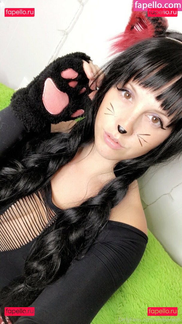 Embereon Nude Onlyfans Photo 18
