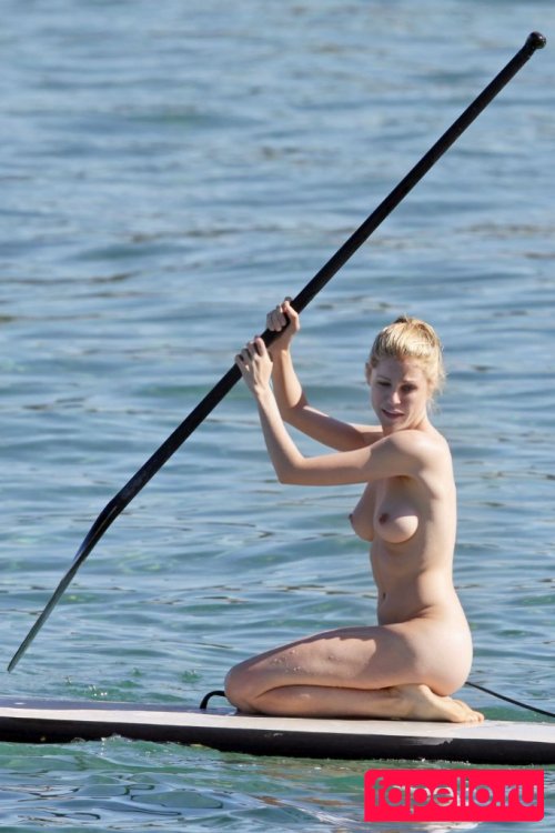 Julie Bowen Nude Onlyfans Photo 43