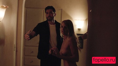 Eliza Coupe Nude Onlyfans Photo 4