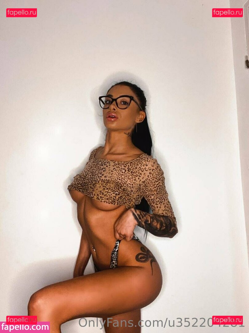 redelissa Nude Onlyfans Photo 3