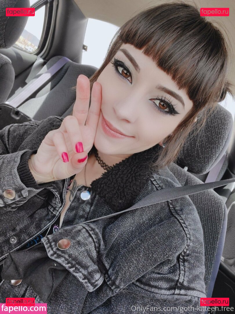 goth-kitteen.free Nude Onlyfans Photo 38