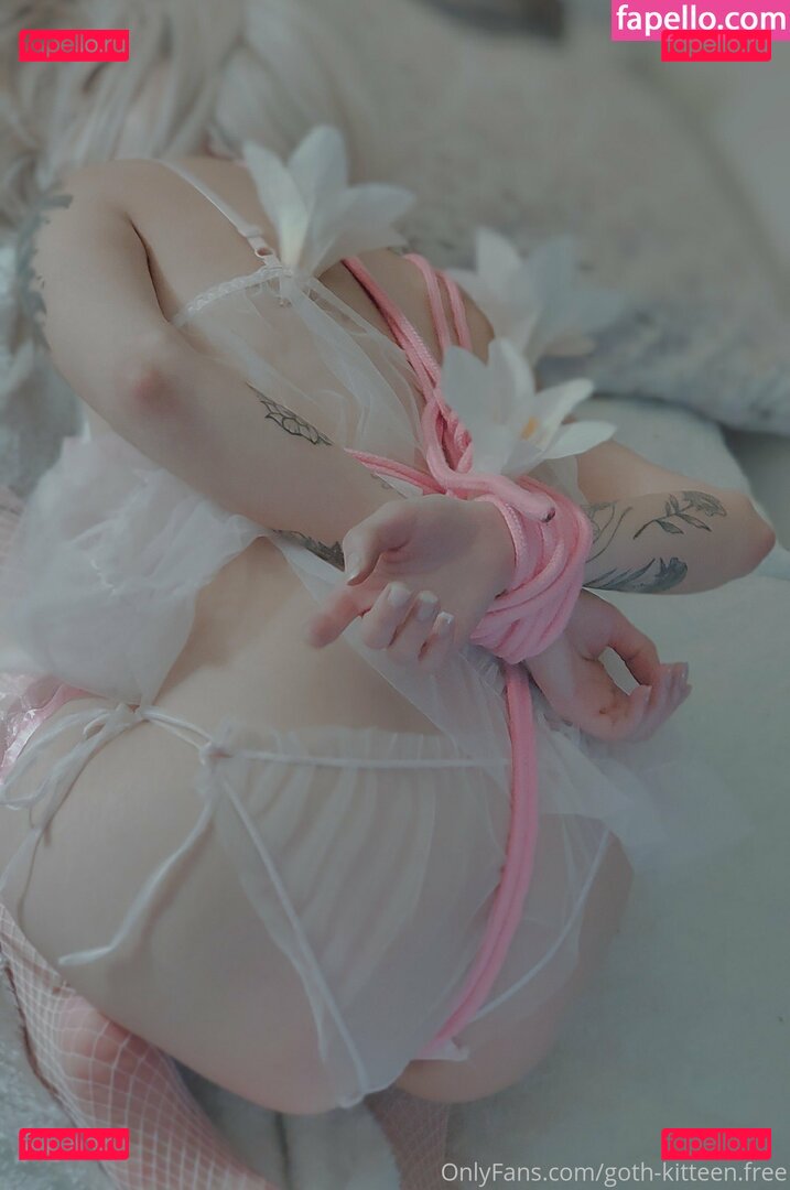 goth-kitteen.free Nude Onlyfans Photo 20