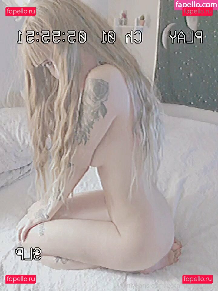 goth-kitteen.free Nude Onlyfans Photo 16