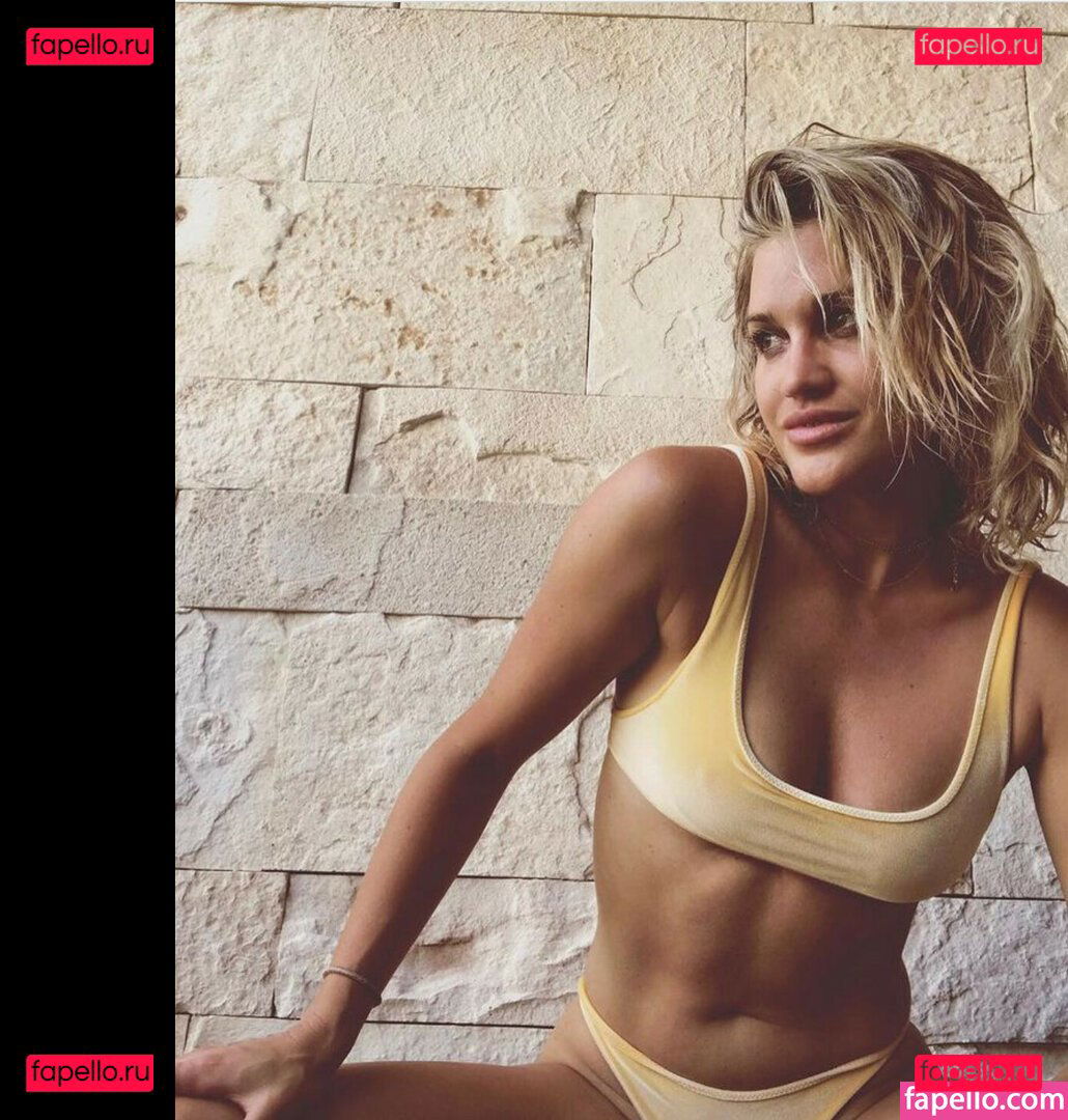 Ashley Roberts / iamashleyroberts / imashleyroberts / inkedashleyroberts / theashleyroberts Onlyfans Photo Gallery 