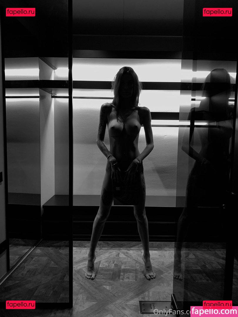 Anadream Nude Onlyfans Photo 13