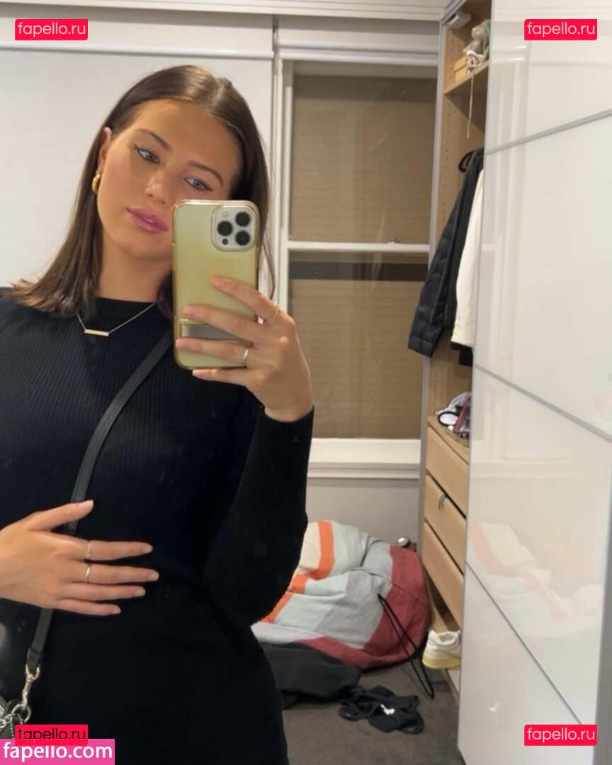 Emilia Dettorre / emilia.dettorre Onlyfans Photo Gallery 