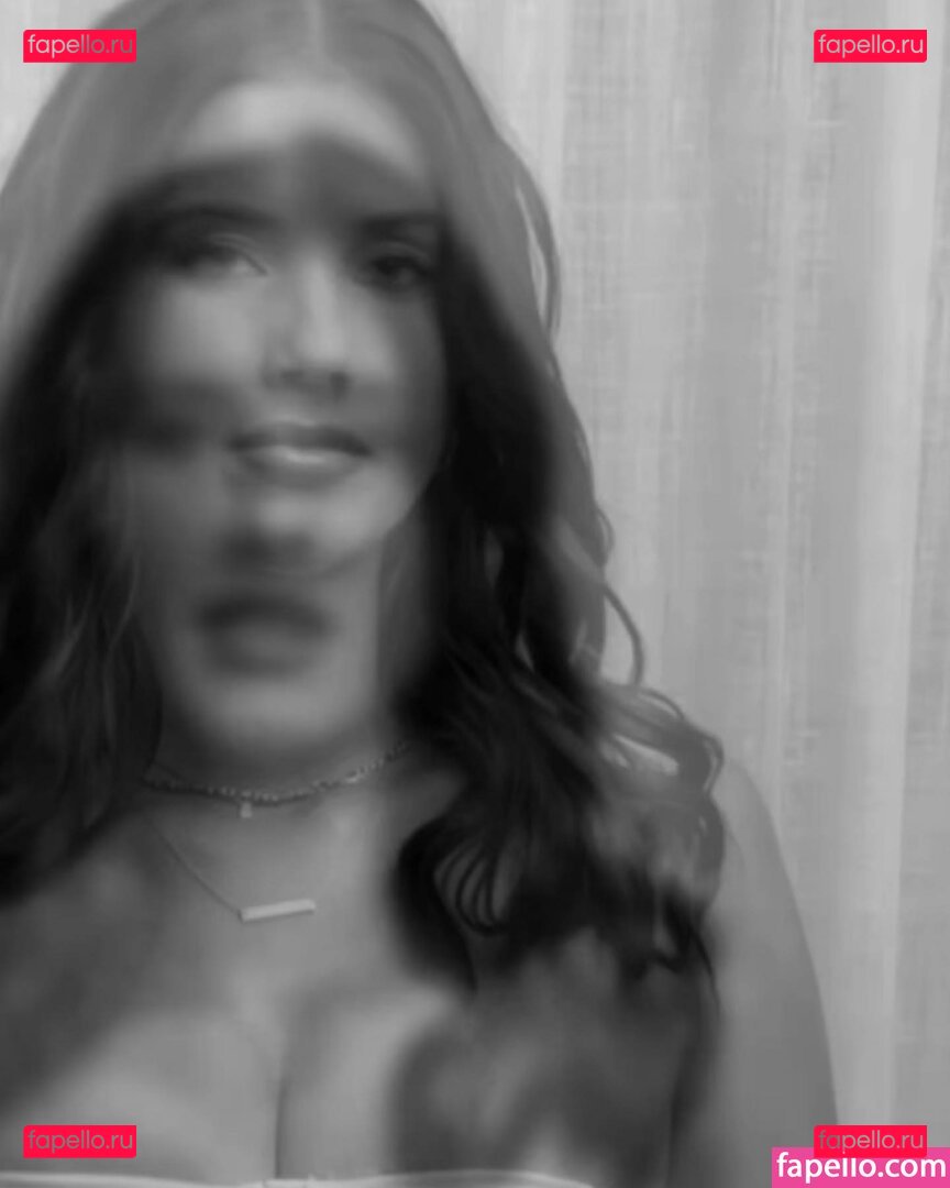 Emilia Dettorre / emilia.dettorre Onlyfans Photo Gallery 