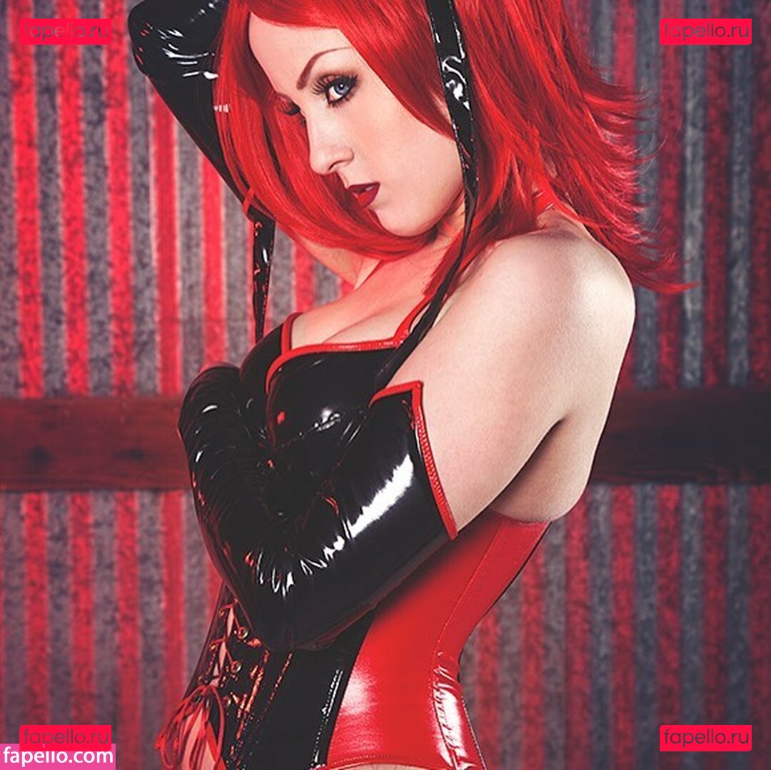 Melissa Drew / https: / melissadrew / melissadrewirl Onlyfans Photo Gallery 