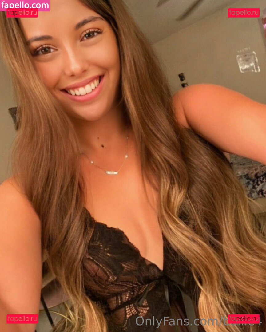 Kenzie Lain / newcrush Onlyfans Photo Gallery 