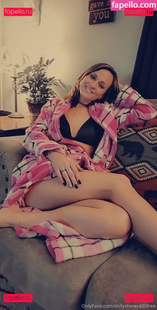 dirtysfrm26 / dirtystoner420free Onlyfans Photo Gallery 