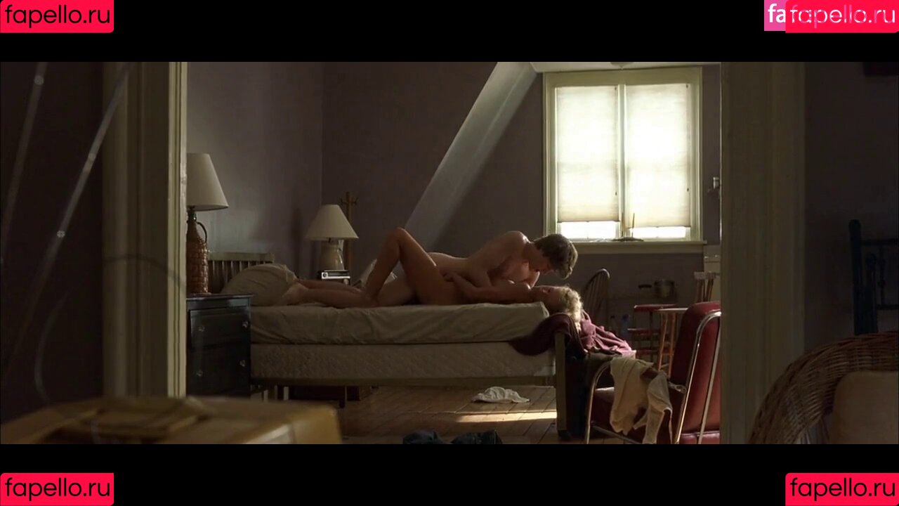 Mimi Rogers Onlyfans Photo Gallery 