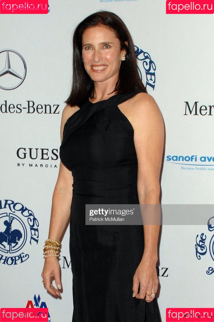 Mimi Rogers Onlyfans Photo Gallery 