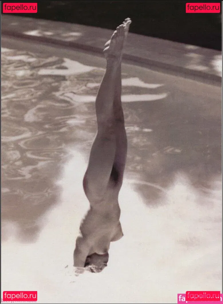 Mimi Rogers Onlyfans Photo Gallery 