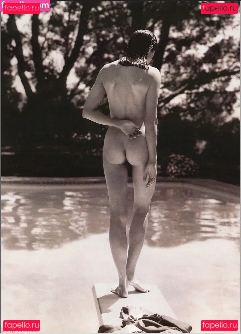 Mimi Rogers Onlyfans Photo Gallery 