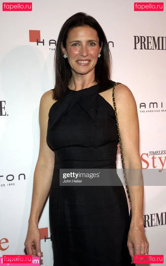 Mimi Rogers Onlyfans Photo Gallery 
