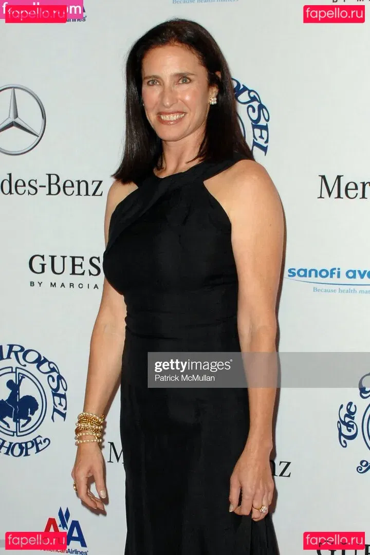 Mimi Rogers Onlyfans Photo Gallery 