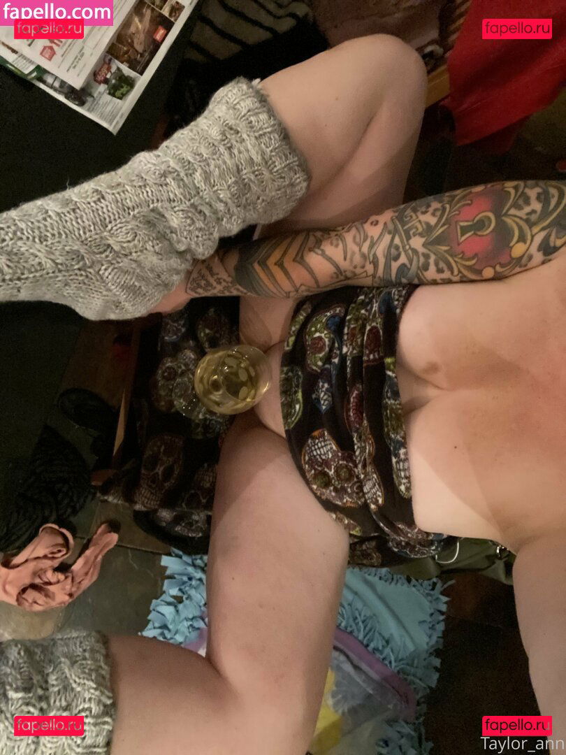 taylorann369 / taylorann69 Onlyfans Photo Gallery 