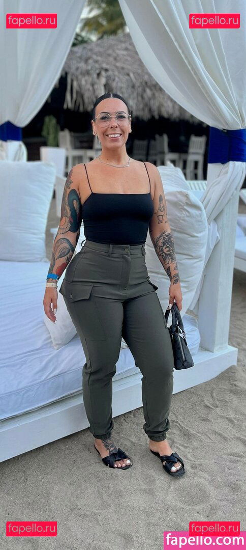 Thickfrenchie Onlyfans Photo Gallery 