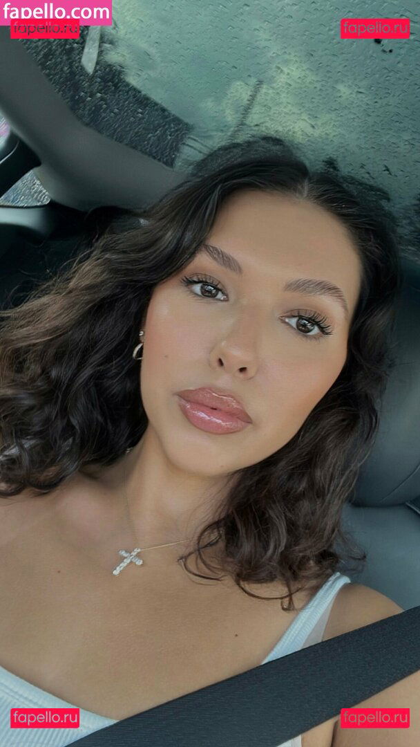 livmia2.0 Onlyfans Photo Gallery 