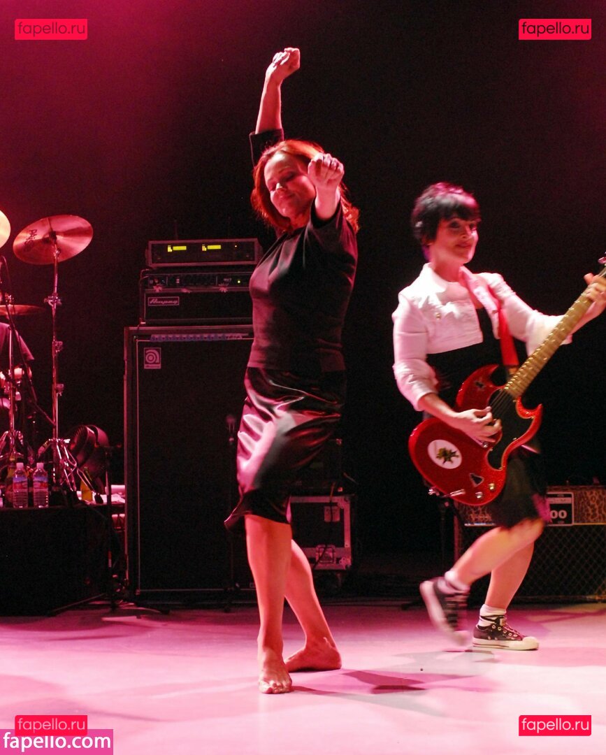 Belinda Carlisle / travels_with_mrs_mason Onlyfans Photo Gallery 