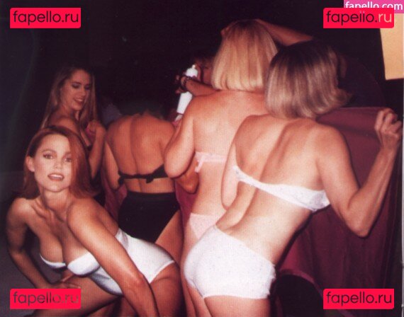 Belinda Carlisle / travels_with_mrs_mason Onlyfans Photo Gallery 