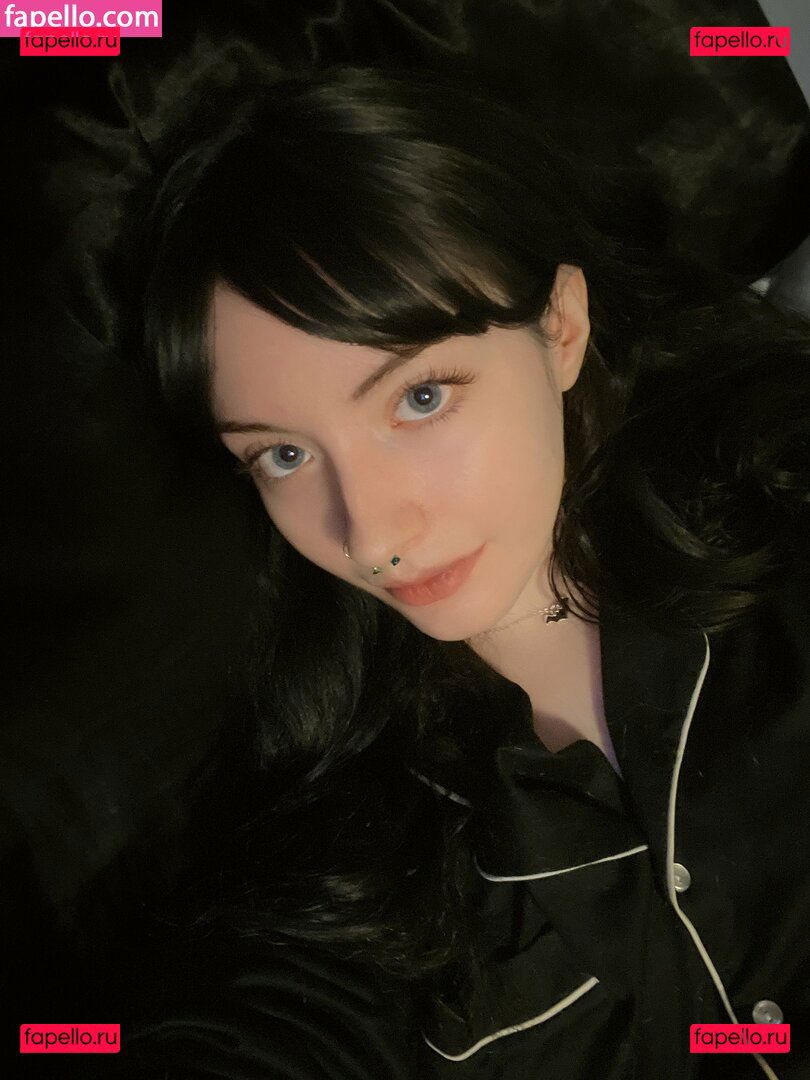 gothg0blin / nsfwgoth / nsfwgothicfurry Onlyfans Photo Gallery 