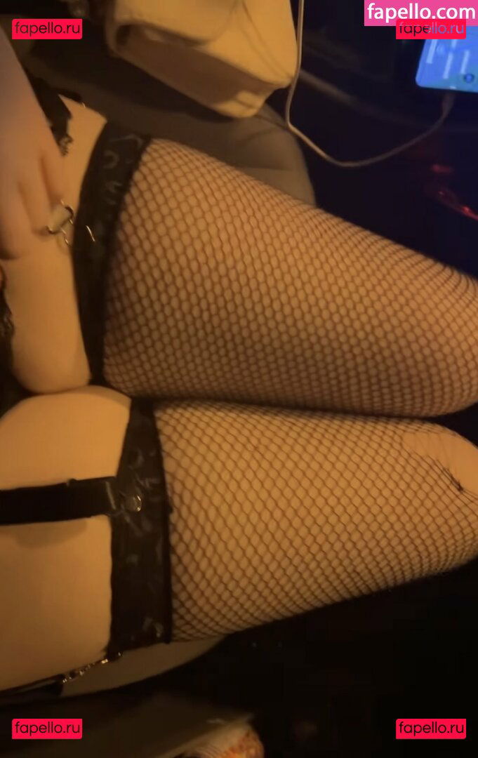 gothg0blin / nsfwgoth / nsfwgothicfurry Onlyfans Photo Gallery 