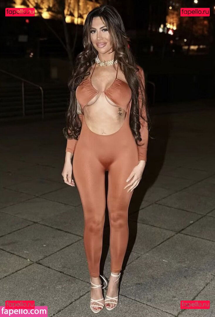 Chloe Ferry / Chloe_GShore / chloeferryofficial / chloegshore1 Onlyfans Photo Gallery 