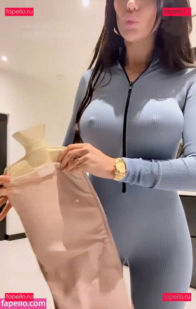 Chloe Ferry / Chloe_GShore / chloeferryofficial / chloegshore1 Onlyfans Photo Gallery 