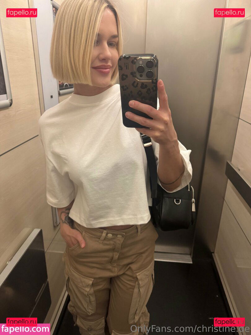 christine.de / christinedecarvalho / cutie.christi Onlyfans Photo Gallery 