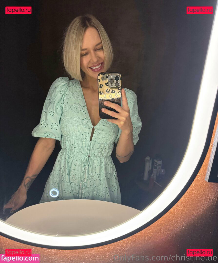 christine.de / christinedecarvalho / cutie.christi Onlyfans Photo Gallery 