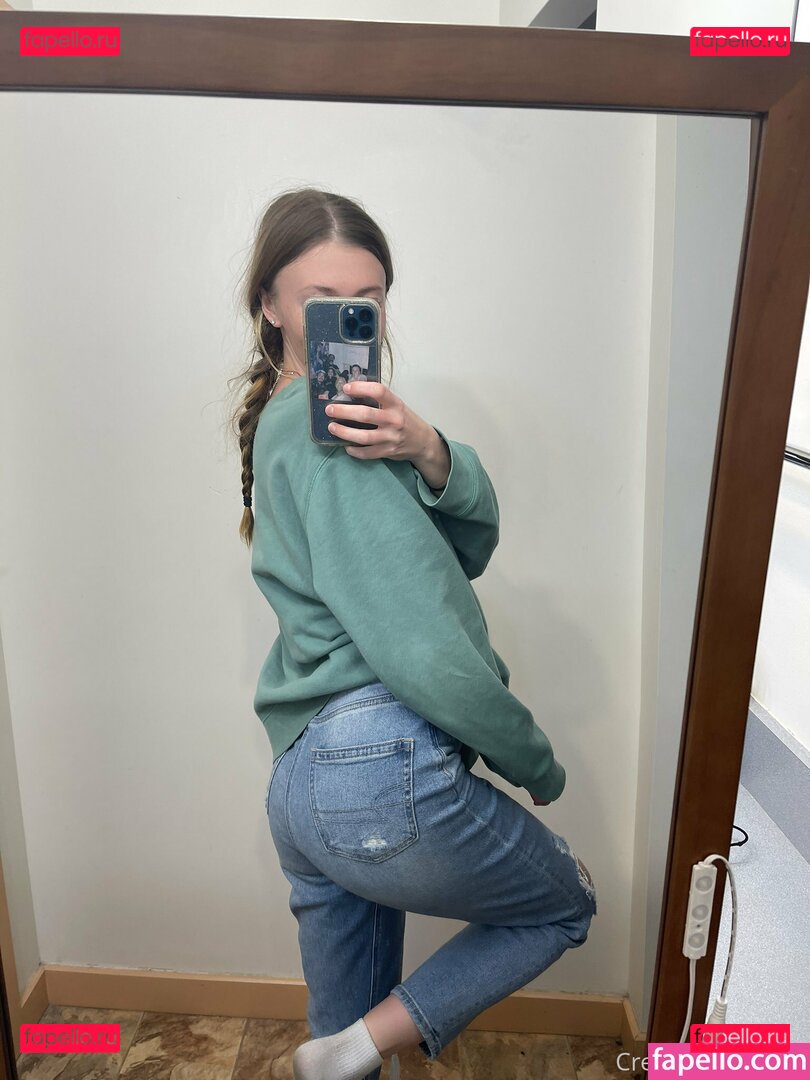 cremedelapeach Nude Onlyfans Photo 21