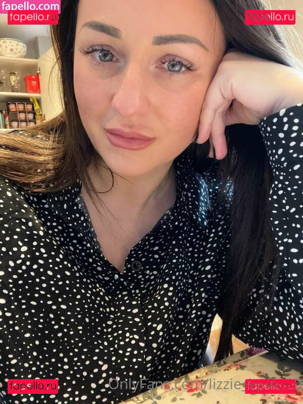 lizzie_beth_20 / lizzymcalpine Onlyfans Photo Gallery 