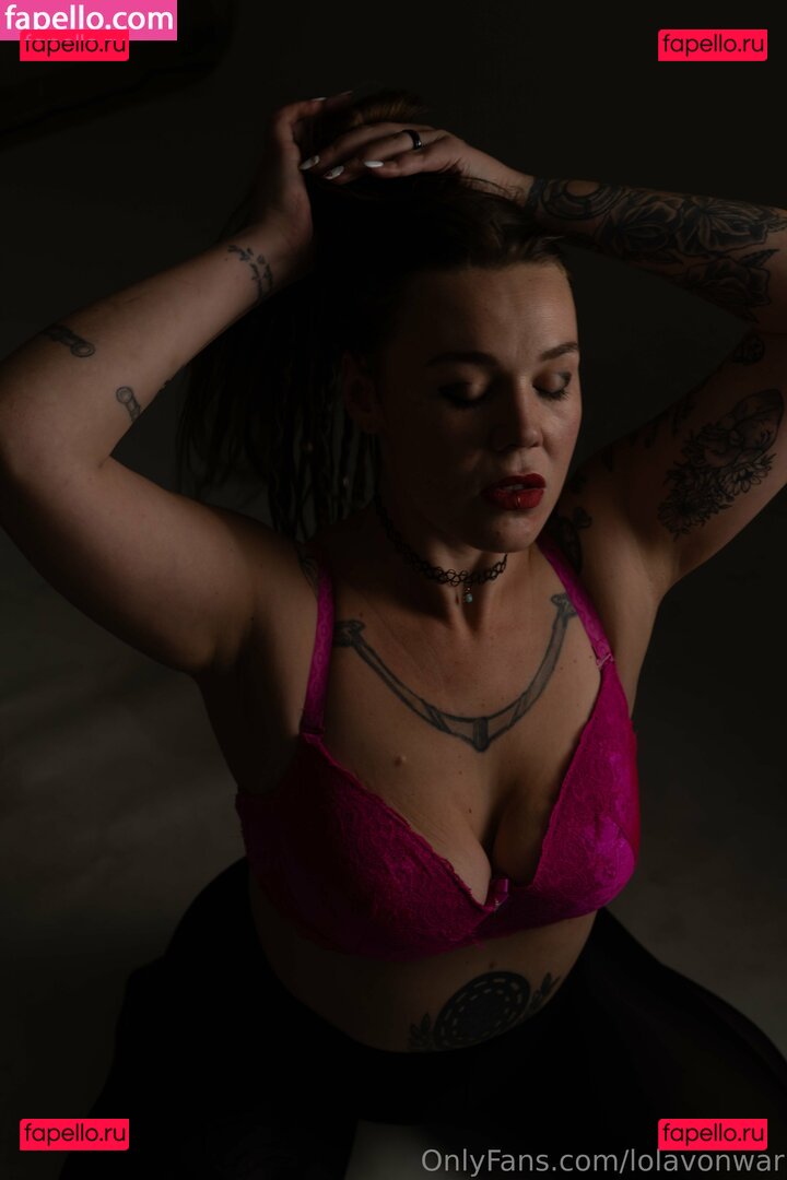 lola_von_war / lolavonwar Onlyfans Photo Gallery 