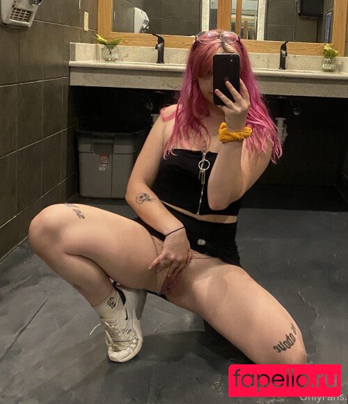 Ultrathot Nude Onlyfans Photo 37
