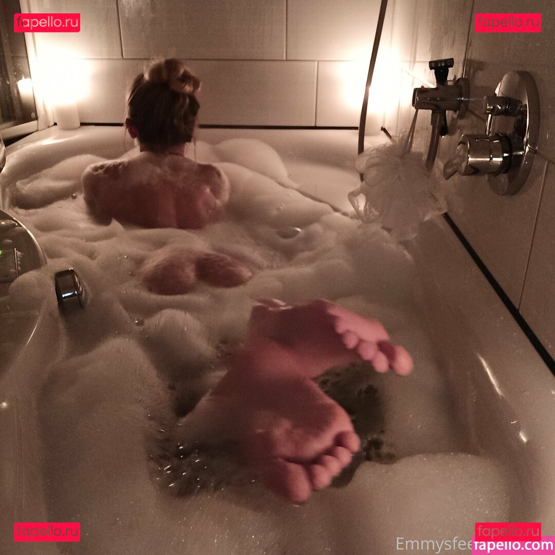 emmyfeetandsocks Nude Onlyfans Photo 37