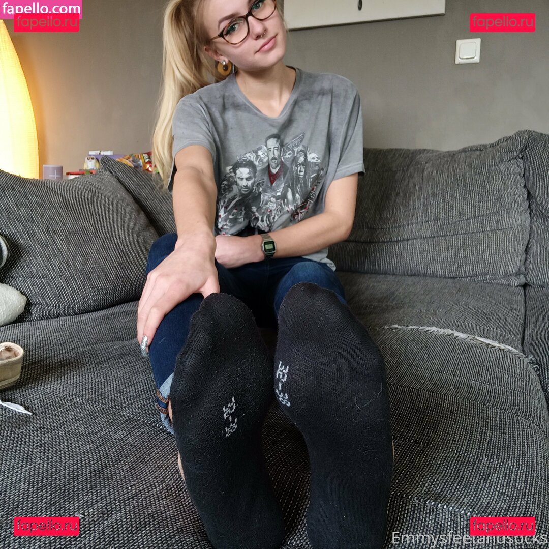 emmyfeetandsocks Nude Onlyfans Photo 28