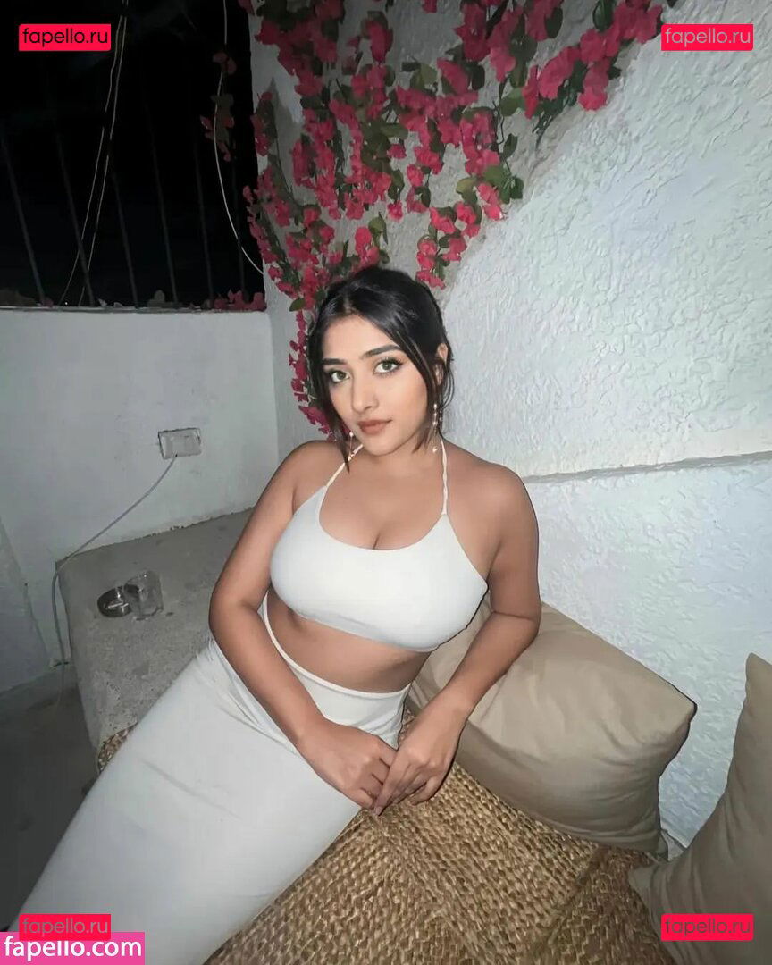 Aanya Advani / Aanya_Advani / https: / stories Onlyfans Photo Gallery 